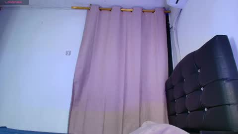 Mia online show from May 15, 10:56 pm