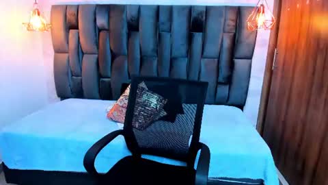 mia_ferrer18 online show from July 4, 2:02 pm