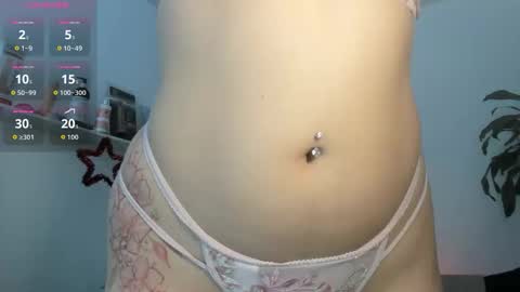 Mia online show from December 14, 4:51 am