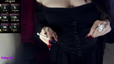 MiaJoy online show from April 10, 11:05 am