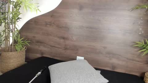 mia_lacy online show from November 14, 7:36 pm