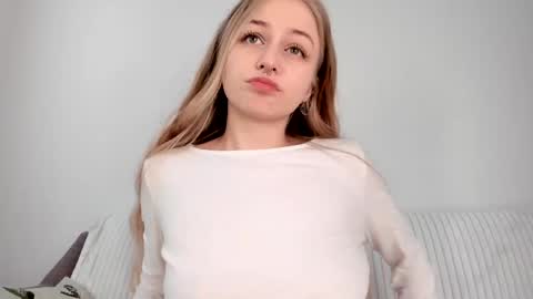 Mia here Appreciate your support online show from April 22, 7:05 am