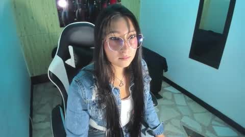       online show from February 11, 6:20 pm