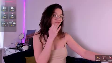 mia online show from February 11, 12:06 pm