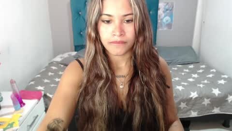 miacumgirl online show from April 1, 1:41 pm