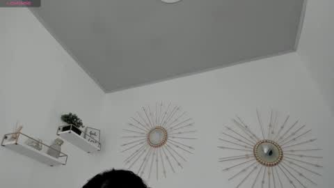 Miah Collins online show from November 10, 11:38 am