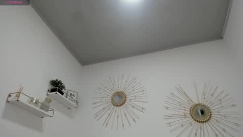 Miah Collins online show from September 17, 11:30 am