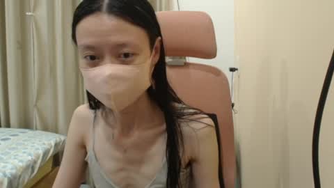 miahchan68 online show from April 10, 3:18 pm