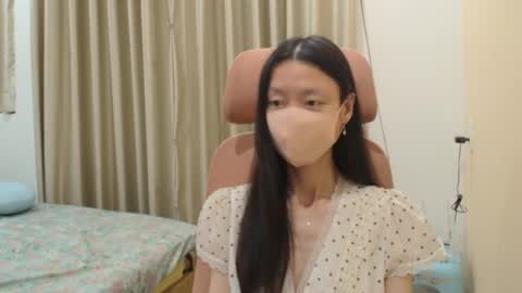 miahchan68 online show from March 7, 5:42 pm