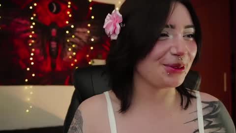 Lili online show from April 14, 2:11 am