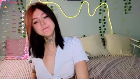 Snapshot of miami_mia chatting on September 28, 1:56 am Mia online show from September 28, 1:56 am