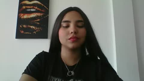 Mia Peyton   online show from December 3, 4:39 pm