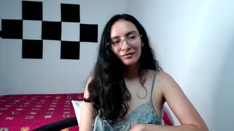 Snapshot of miaportman chatting on October 11, 3:26 pm MIAPORTMANN online show from October 11, 3:26 pm