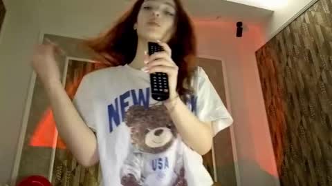 Mia online show from February 13, 9:55 am