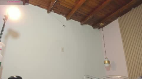 miasalazar9 online show from April 6, 10:05 am