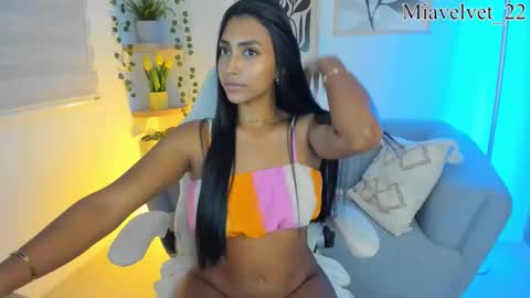 Mia Velvet  online show from February 3, 6:22 am