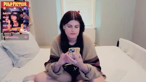 Mia  online show from June 1, 4:09 pm