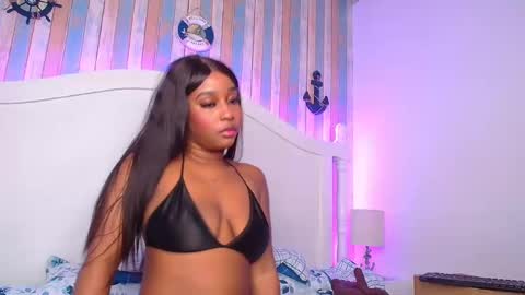 Snapshot of michaelacox chatting on January 19, 12:07 pm Michel online show from January 19, 12:07 pm
