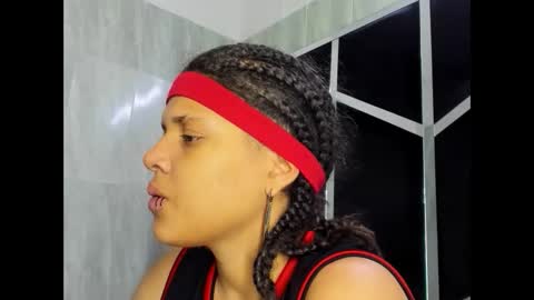Snapshot of michell_rs chatting on March 11, 12:44 am michell_rs online show from March 11, 12:44 am