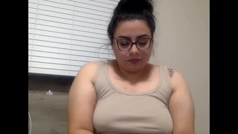 midnightbruja111 online show from November 2, 4:38 am