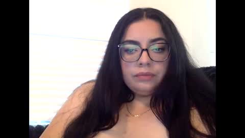 midnightbruja111 online show from December 1, 7:16 pm