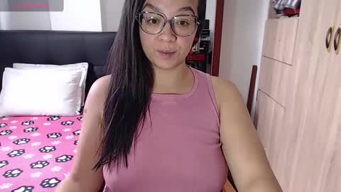 Snapshot of miia_big1boobs chatting on January 28, 3:25 pm  miia big1boobs online show from January 28, 3:25 pm