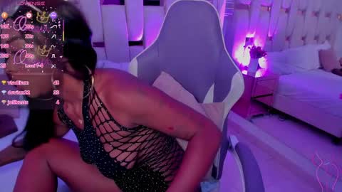 Miia Schwarz  online show from April 16, 12:11 am