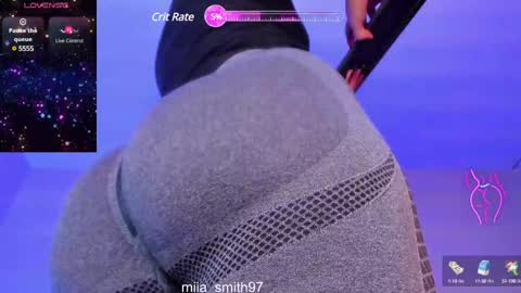 Snapshot of miia_smith97 chatting on December 14, 1:27 am mia online show from December 14, 1:27 am
