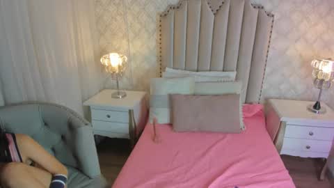 mika doll online show from March 6, 3:45 am