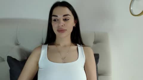 Mika online show from January 14, 8:14 pm