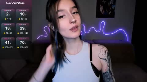 Mika online show from February 25, 3:43 pm