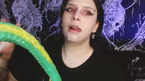 Mika online show from February 4, 11:08 pm