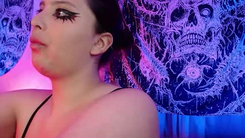 Mika online show from November 23, 10:33 pm