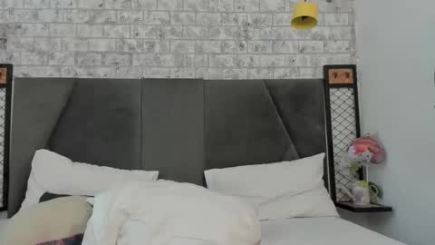 mila online show from September 22, 11:41 am