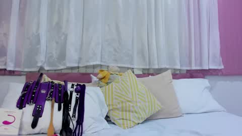 mila online show from January 18, 11:39 am