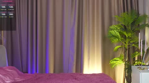 Mila and u can call me sweet bunny online show from December 2, 10:28 am