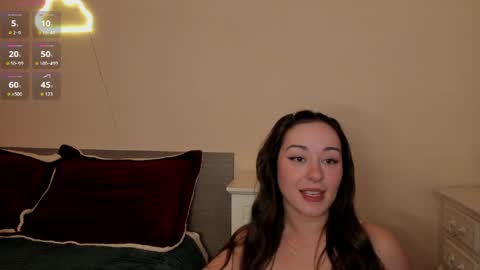 Mila Mae online show from April 2, 1:03 am