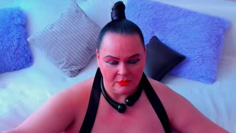 Lana online show from March 3, 8:32 am