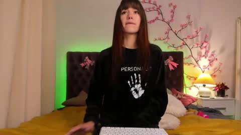 Milana online show from February 5, 7:00 am