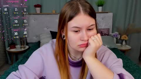 milanaxhoney online show from February 27, 1:16 am