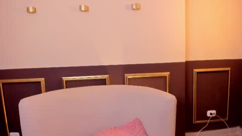 Sexy Mila  online show from July 9, 1:02 pm