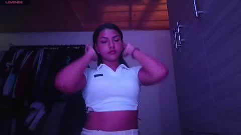 milena_101 online show from February 28, 3:00 pm