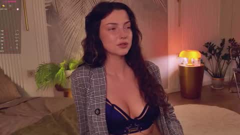 Miley online show from November 25, 5:53 am