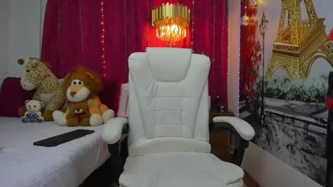 Snapshot of milfboobs_10 chatting on January 31, 11:03 pm Nakary Bustamante online show from January 31, 11:03 pm