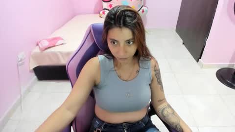 vale online show from November 25, 7:36 pm