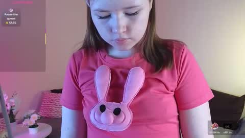 Ula online show from March 26, 4:53 pm