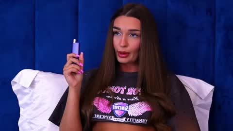 milla_serene online show from October 23, 5:57 am