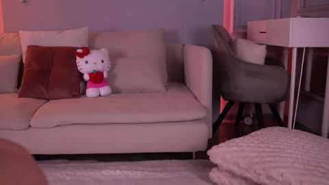 milla_serene online show from April 15, 5:30 am