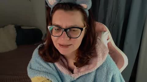 Milla online show from April 12, 11:17 pm