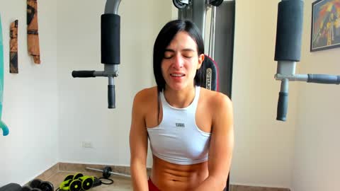 Snapshot of miller_fit_ chatting on January 22, 4:23 pm Lissa online show from January 22, 4:23 pm